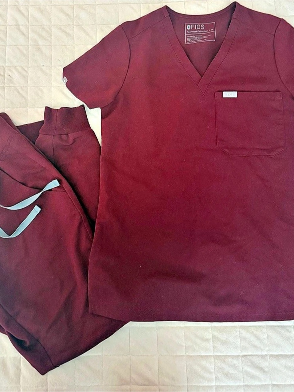 FIGS Casma Scrub Top and Zamora Jogger Scrub Set Purple